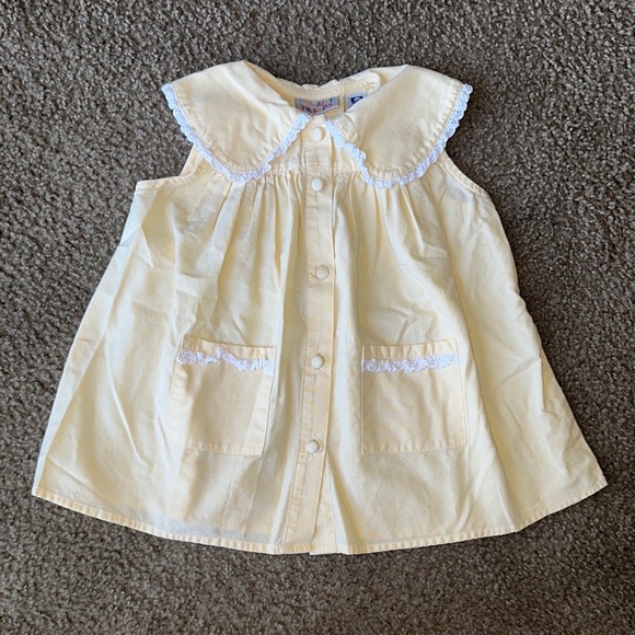 Vintage JUST FRIENDS Yellow Blouse with Collar and Pockets - Picture 1 of 4